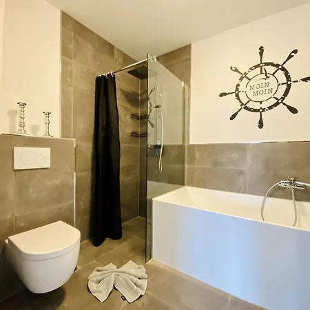 Windfluechter Parkvillen Carlota Und Candela Baabe